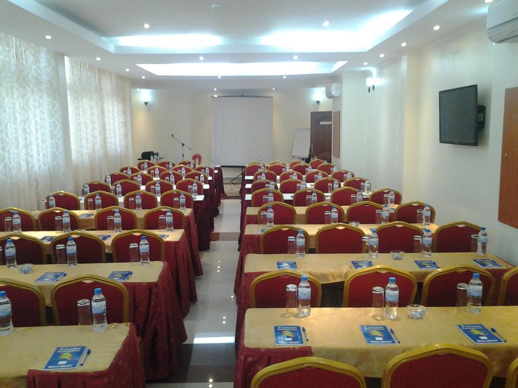 Great Seasons Hotel Kigali Bagian luar foto